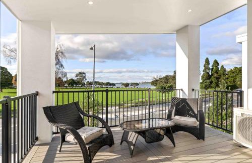Tauranga House | Memorial View - Tauranga Holiday Home