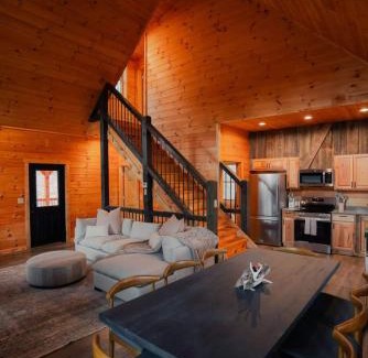 McArthur House | Memories at Hillside A Modern Cabin Hocking Hills