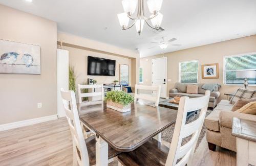 East Mesa House | Memories in Mesa: Family-Friendly Stay with Pool & Hot Tub