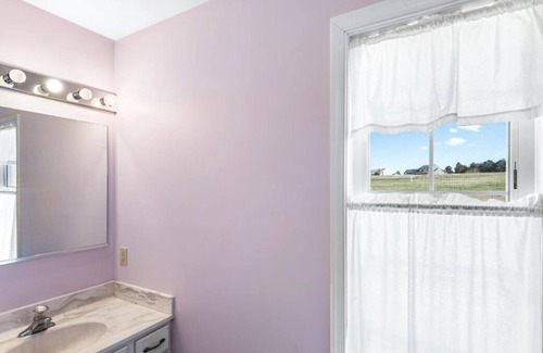 Livingston House | Memories on Morning Dew