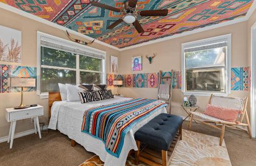 Fredericksburg House | Enjoy Memories on Mulberry: Hot Tub, Game Room & Fire Pit