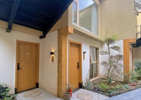 Xi’an City Center House | Explore the Memory Garden House: Pet-Friendly Retreat