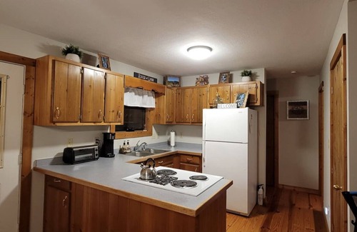 Blairsville Cabin | Explore Memory Lane Mountain River Cabin with Pool & Spa