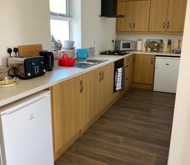 Carrick House | Inviting Memory Lane Self Catering Cottage - Rated 9.7/10