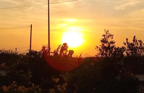 Cha-am Apartment | Cozy Cottage Just 800m from Bang Kao Beach with Hot Tub