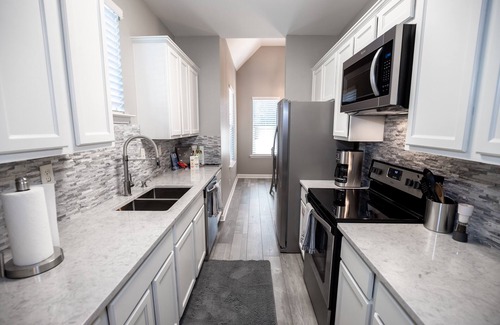 Pinch District House | Renovated Downtown Memphis Home with Spa and Pet-Friendly Perks