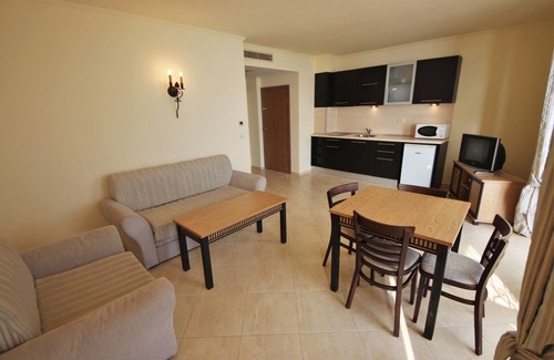 Elenite Apartment | MENADA Andalusia: Cozy Apartment with Ocean View & Spa