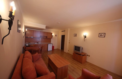 Elenite Apartment | MENADA * ANDALUSIA * Oceanfront Apartment with Pool Access