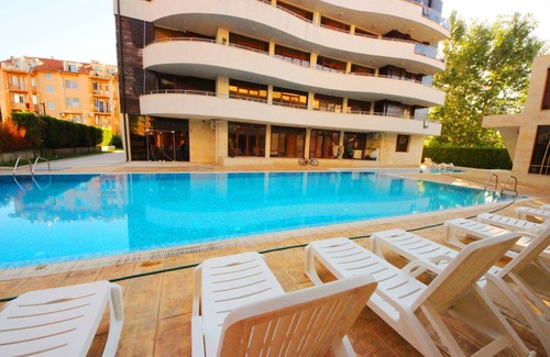 Chaika Apartment | Discover MENADA EDEN: Cozy Studio with Ocean Views