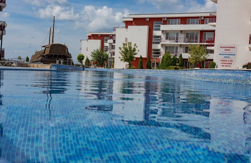 Elenite Apartment | Cozy Studio at MENADA Privilege Fort Beach with Ocean View