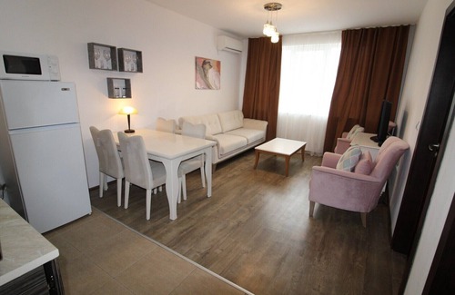 Chaika Apartment | Exclusive Villa Aria: Pet-Friendly Retreat with Spa & Pool