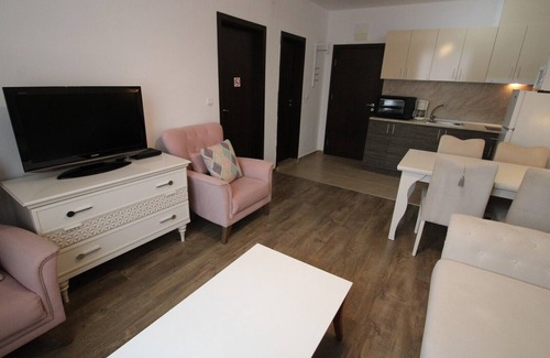 Chaika Apartment | Exclusive Villa Aria: Pet-Friendly Retreat with Spa & Pool