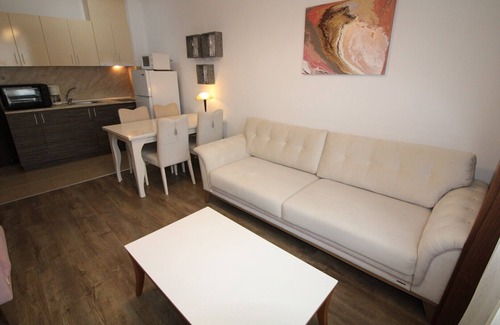 Chaika Apartment | Exclusive Villa Aria: Pet-Friendly Retreat with Spa & Pool