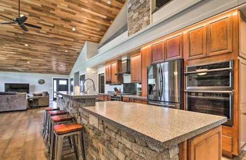 Juneau Apartment | Experience Mendenhall Valley Escape with Child-Friendly Amenities