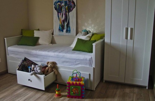 Amurrio House | Explore Comfort at Mendiko Baserria - Aiara with Spa Access