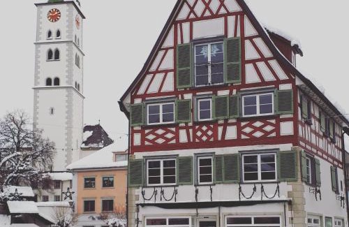 Wangen im Allgaeu Apartment | Guest Rated 9.3 - Mendlers Ferienwohnung for Families
