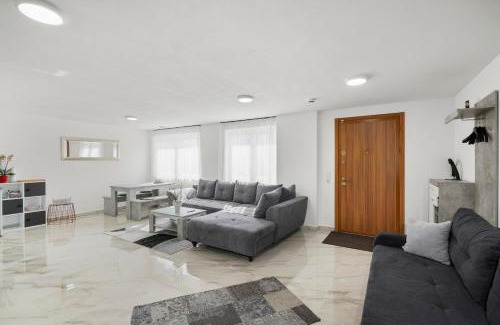 Ailingen Apartment | Family-Friendly Mendoza Ferienwohnung Ailingen - 9.3/10 Rated