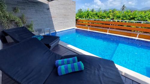 Mataram Villa | Relax at Meninting Beach Villa with Ocean View & Pool