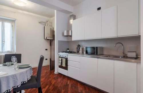 Crocifissa di Rosa Apartment | Menotti Apartment - Brescia City - by Host4U