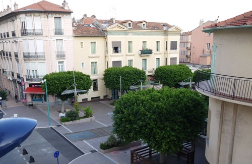 Old Town Hotel | MENTON CENTER 3 ROOMS APARTMENT 100 METERS FROM WIFI BEACHES