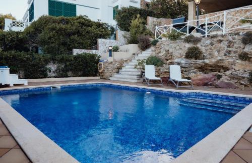 Puerto Luz House | Relaxing Escape at Menurka - Port d'Addaia with Ocean Views