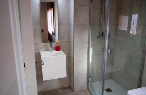 Alcaniz Apartment | Family-Friendly Stay at Mequedo in Alcañiz