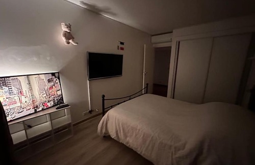 Anse Vata Apartment | Seaside Retreat: Family-Friendly with Oceanfront Views