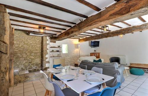 Parigne House | Oceanfront Escape: Guest Rated 9.5 with Private Pool & Spa