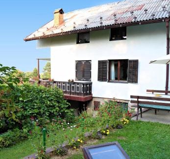 Visoko Villa | Guest Rated: 9.5 at Merak Holiday Home with Family Amenities