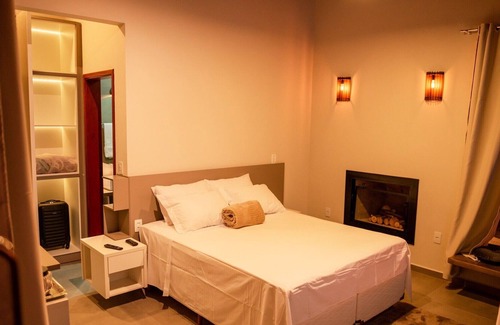 Cunha Ski Chalet | Meraki: Cozy Chalé with Hot Tub in Cunha Mountains
