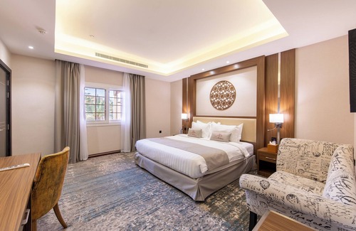 Taif Hotel | Relax at Meral Oasis Resort Taif with Spa and Pool Access