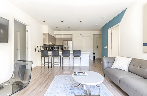 Mercer Island Apartment | Mercer Island 2BR #2| Great Location | Sophari