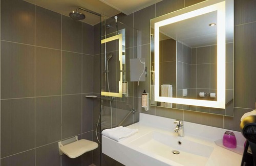 Arras Hotel | Relax at Mercure Arras Centre Gare - Rated 8.8/10 with Spa