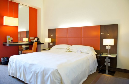 Reggio nell'Emilia Hotel | Elegant Mercure Astoria Reggio Emilia with Spa & Dining