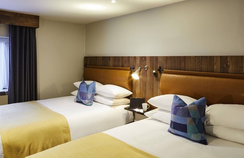 Tankersley Hotel | Relaxing Getaway at Mercure Barnsley Tankersley Hotel