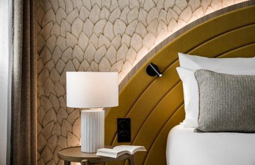 Chartres Hotel | Discover Kyriad Chartres: Pet-Friendly Comfort & Amenities
