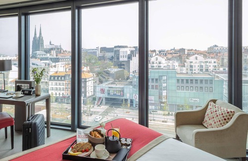 Blatin Hotel | Top-Rated Mercure Clermont Ferrand Centre Jaude Hotel