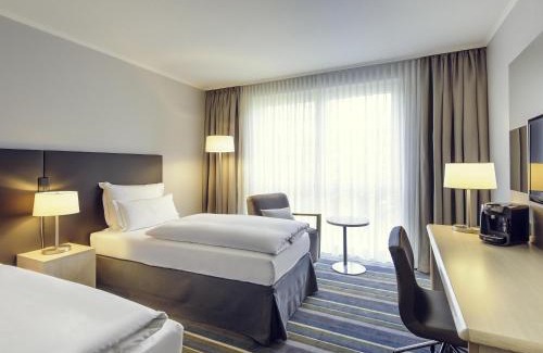 Kaarst Hotel | Discover Mercure Düsseldorf Kaarst: Family-Friendly Retreat