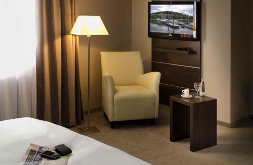 Emst Hotel | Discover Mercure Hotel Hagen: Family-Friendly with Spa & Dining