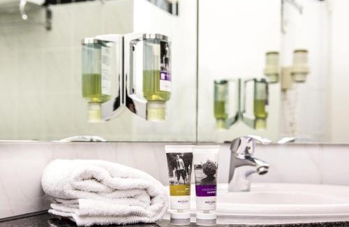Emst Hotel | Discover Mercure Hotel Hagen: Family-Friendly with Spa & Dining