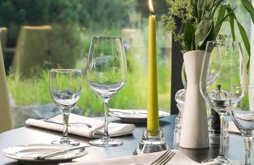 Emst Hotel | Discover Mercure Hotel Hagen: Family-Friendly with Spa & Dining