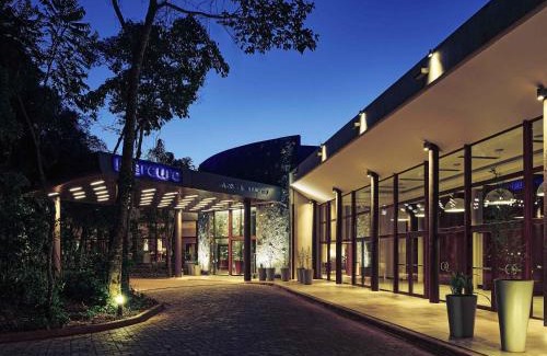 Puerto Iguazu Hotel | Relax at Mercure Iguazu Hotel Iru - Rated 8.8 with Spa & Pool