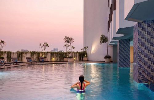 Old Jakarta Hotel | Elegant Mercure Jakarta Batavia: Pool, Spa & Ocean Views