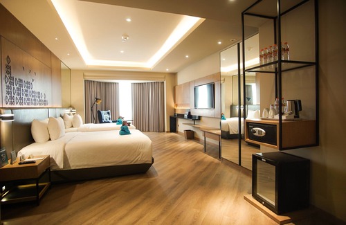 Old Jakarta Hotel | Explore Mercure Jakarta Batavia: Family-Friendly Escape