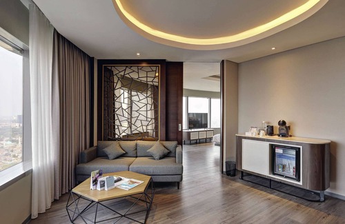 Tendean Hotel | Relaxing Stay at Mercure Jakarta Gatot Subroto: 4-Star Comfort