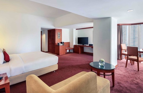 Mangga Besar Hotel | Explore Comfort at Mercure Jakarta Kota - 4-Star Stay