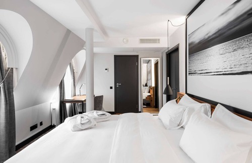 Klaipeda Hotel | Explore Mercure Klaipeda City: 4-Star Stay with Spa Access