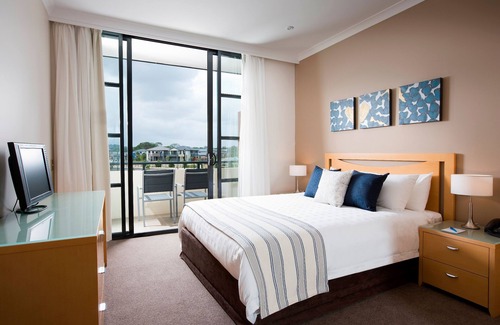 Wyong Hotel | Relax at Mercure Kooindah Waters on Central Coast