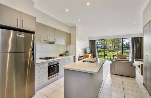 Wyong Hotel | Relax at Mercure Kooindah Waters on Central Coast