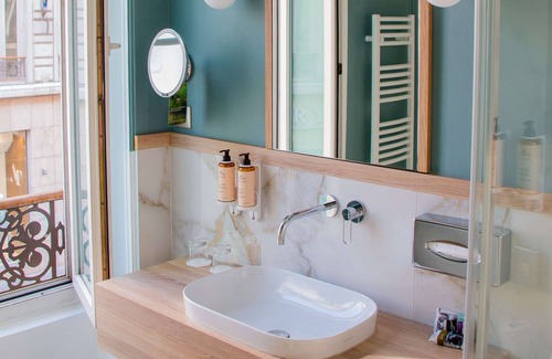 Les Cordeliers Hotel | Explore Mercure Lyon Centre Beaux Arts: 4-Star Eco Hotel